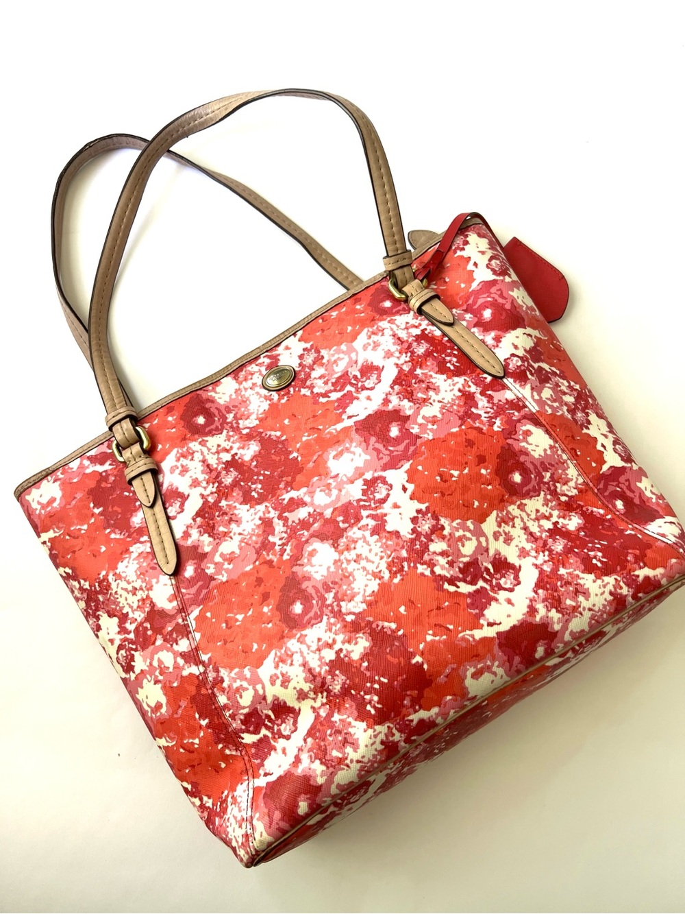 Coach Peyton Floral Print Zip Tote